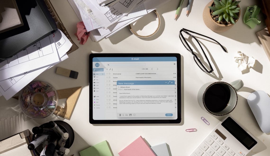 Cover Letter vs. LinkedIn Message: What Gets Better Responses in 2025?